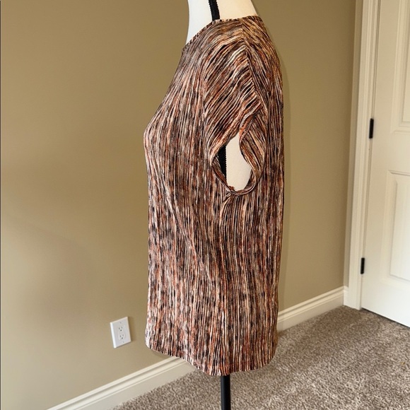 TanJay Blouse Brown Pleated Cap Sleeve Top Shirt Women's Size - Picture 2 of 8